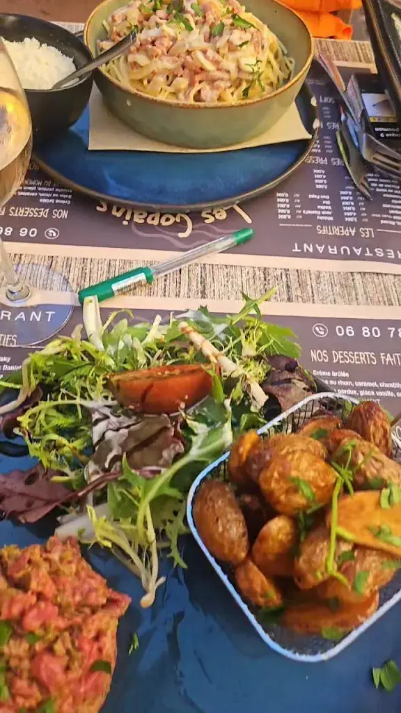 LES COPAINS D'ABORD_Fréjus_slider_image_2