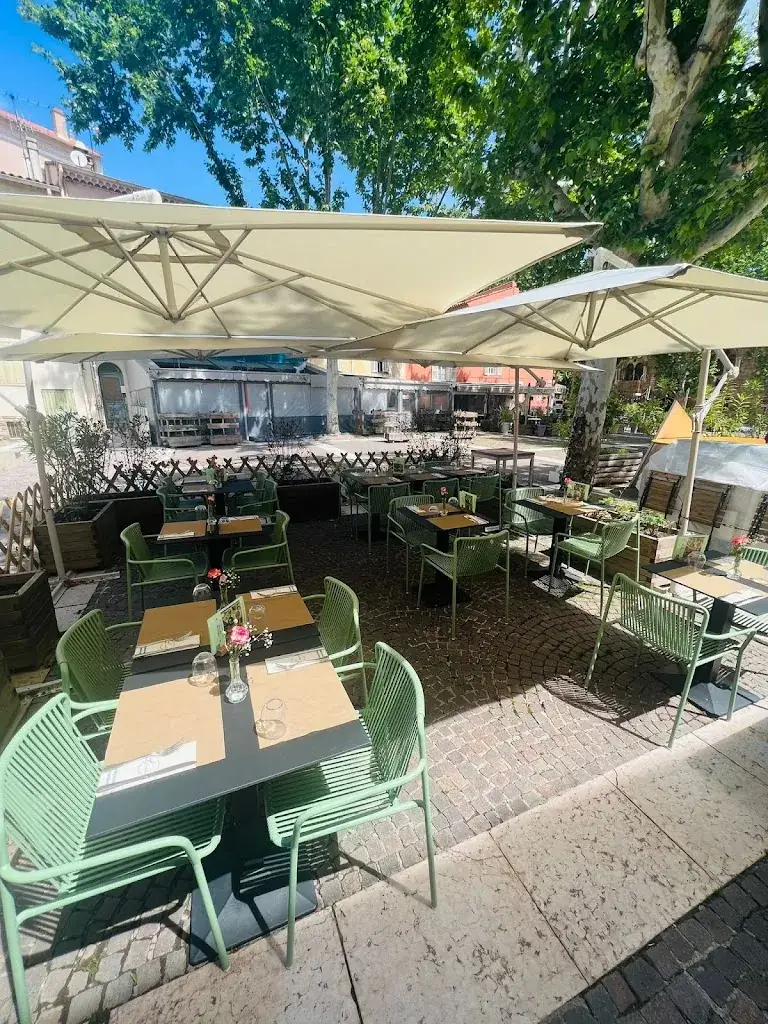 Bouillon L'évidence Fréjus_Fréjus_slider_image_1