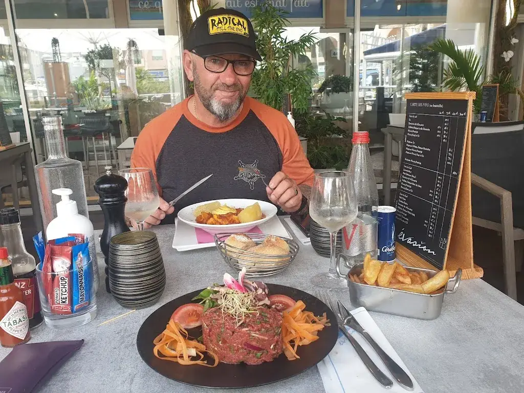 Menu_Évasion: Restaurant - Brasserie - Port Fréjus_Fréjus_image_7