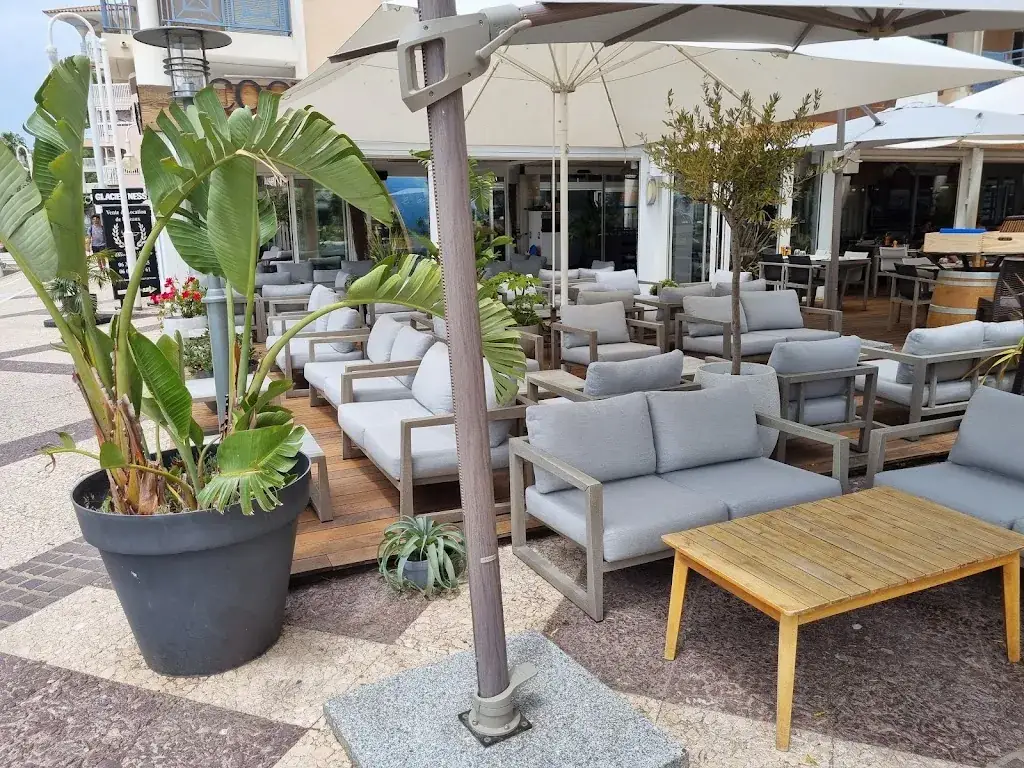 Évasion: Restaurant - Brasserie - Port Fréjus_Fréjus_slider_image_1