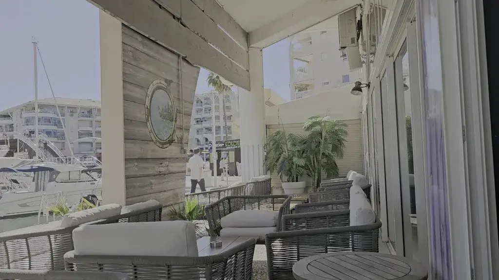 Évasion: Restaurant - Brasserie - Port Fréjus_Fréjus_slider_image_2