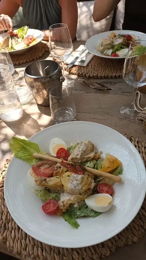 tracy byrne_Kazaar Klub_Fréjus_review