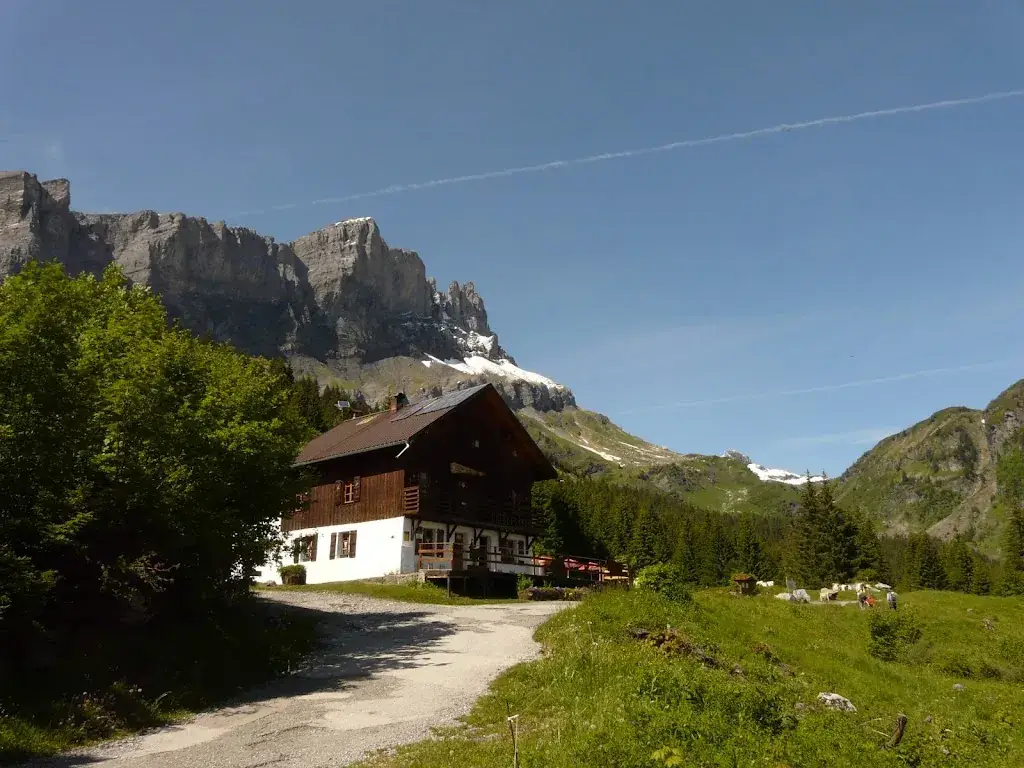 Le Chatelet D'Ayères_Passy_slider_image_1