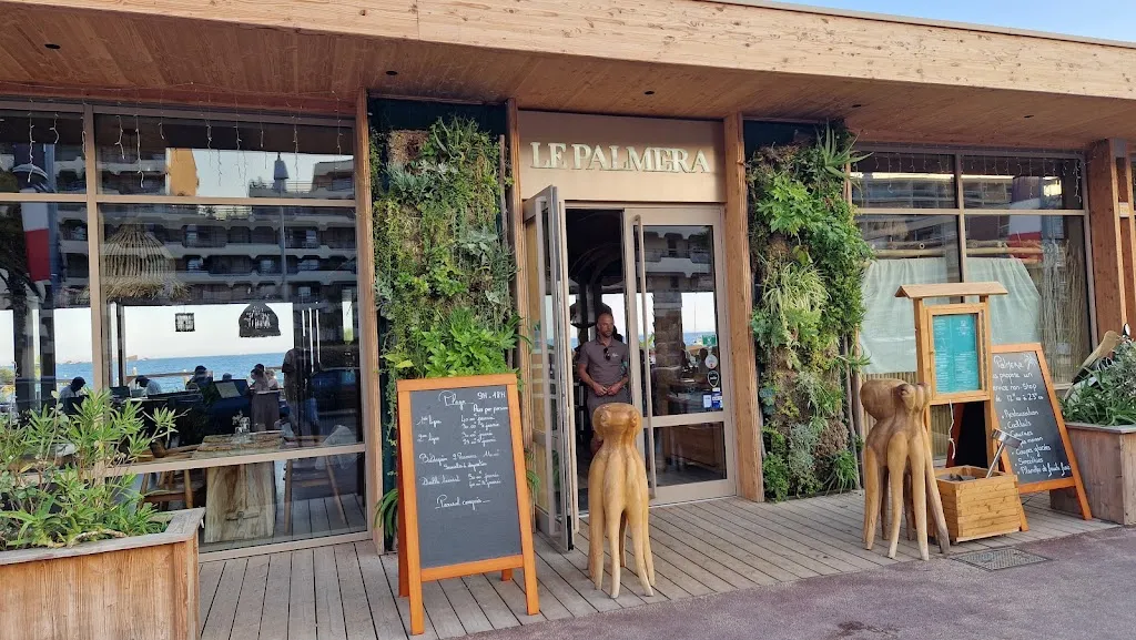 Mich J_Palmera Plage_Fréjus_review