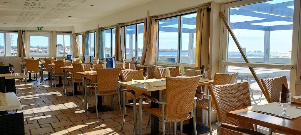 Le Mistral Gagnant restaurant in Fos-sur-Mer