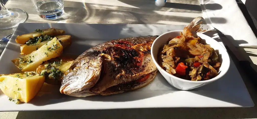 Coco Beach_Fos-sur-Mer_slider_image_2