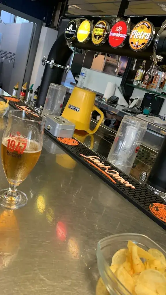 Florian Böttcher_Le Chalet de Fos_Fos-sur-Mer_review