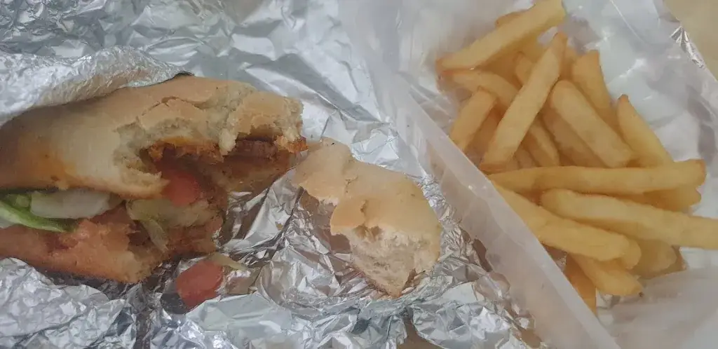 Gessica Greco_By Sisters_Fos-sur-Mer_recensione