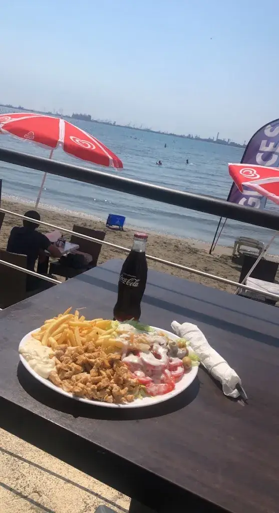 Piedi Nel Mare_Fos-sur-Mer_slider_image_2