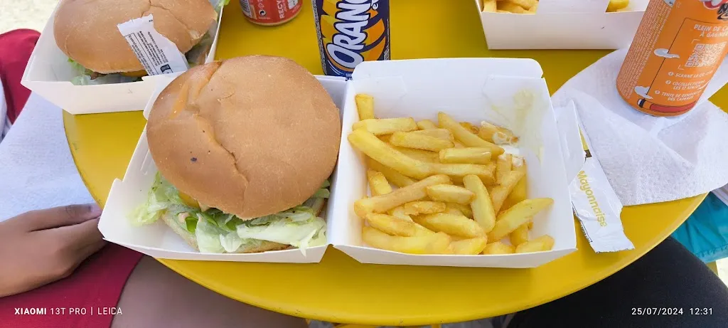 antonio paul_Le baboun_Fos-sur-Mer_review