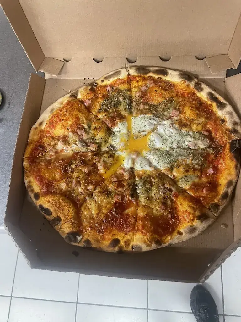 Chez Monnier's_Fos-sur-Mer_slider_image_3