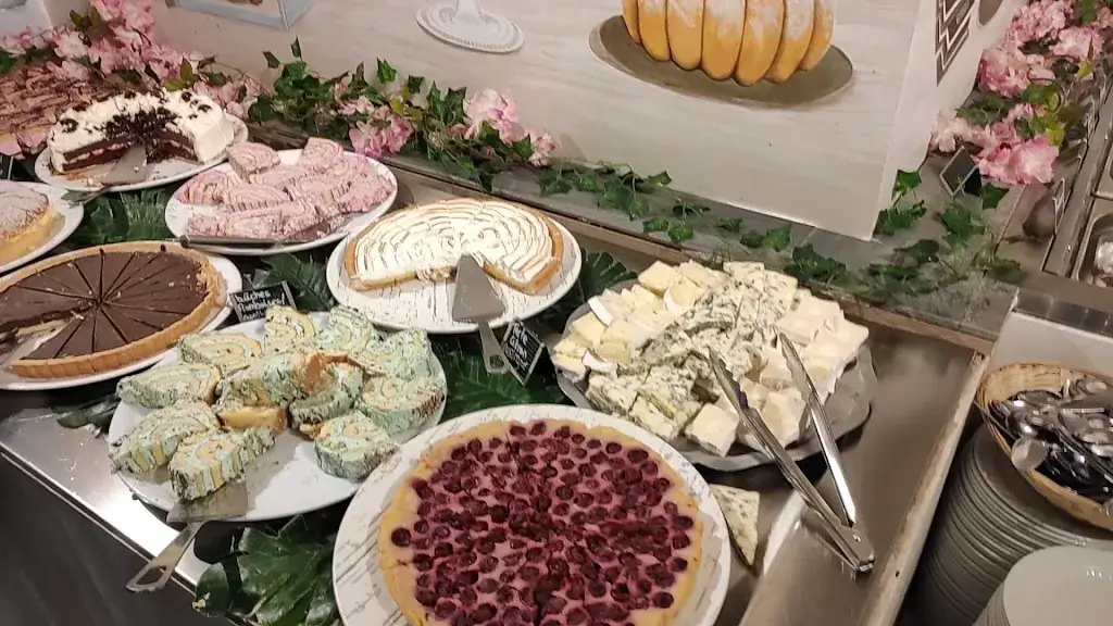 O BUFFET VILLAGE - Martigues - Saint Mitre_Saint-Mitre-les-Remparts_slider_image_2