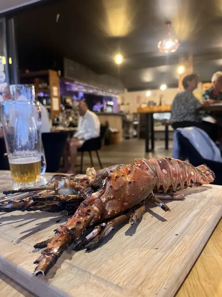 Laura_Le Bobo Cave à Vin, Bar à Vin, Restaurant_Garéoult_review