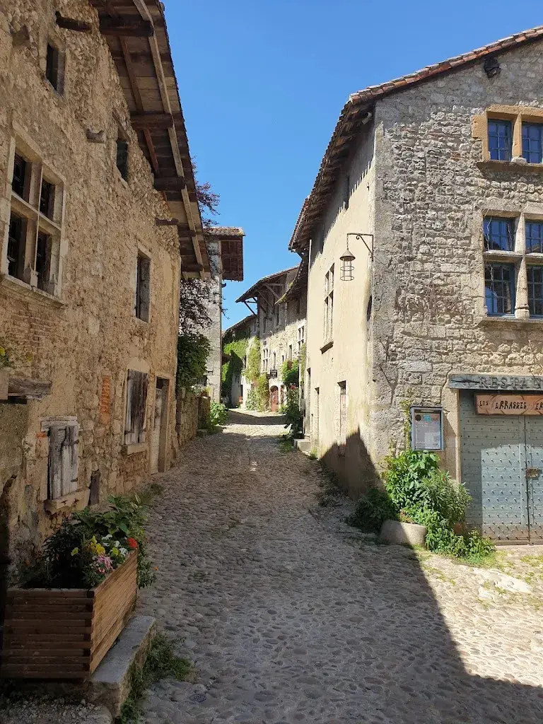 Le Veneur Noir_Pérouges_slider_image_3