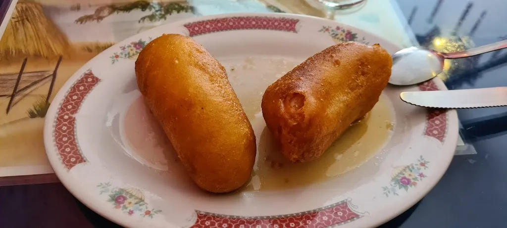 Nadine AICARDI_Saveurs d'Asie_Garéoult_recensione