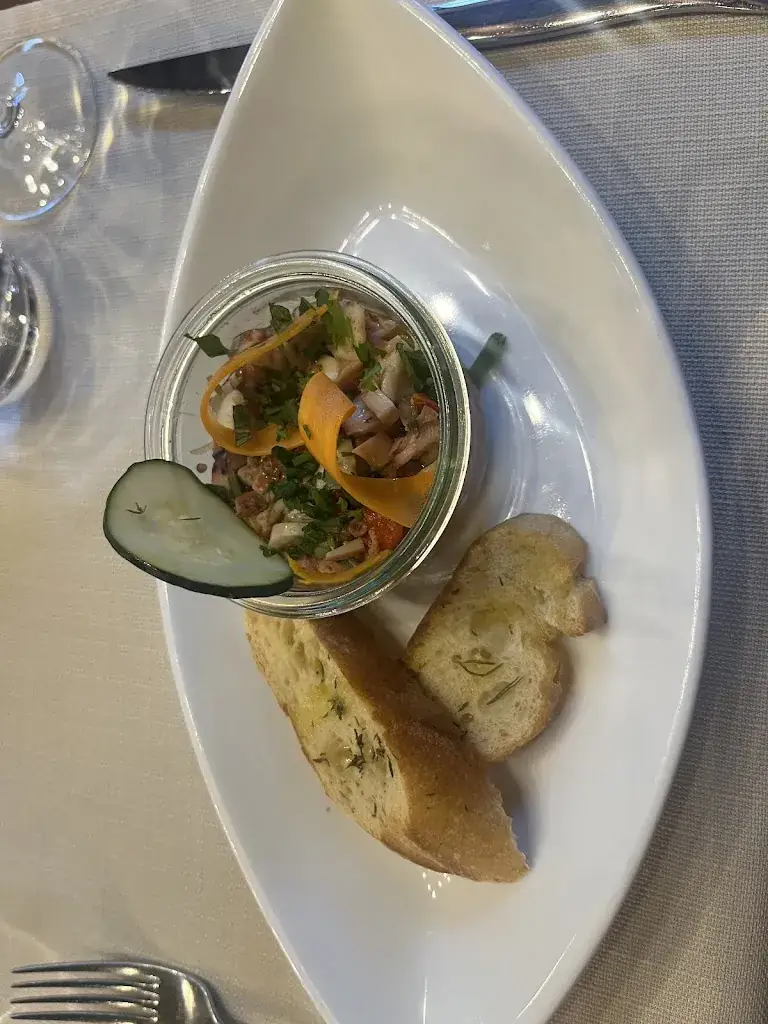 Sol Gomez_Le Bouchon_Gap_review