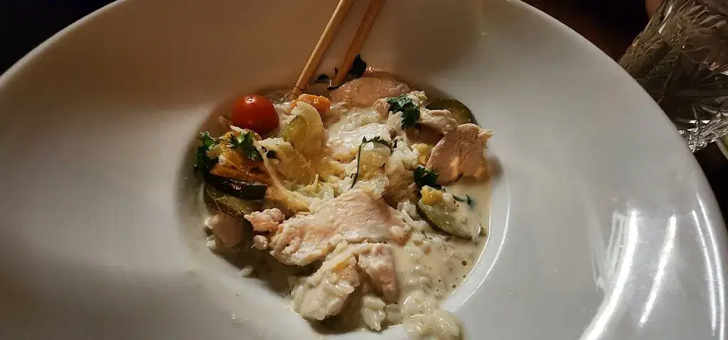 Easy E_Le Bistrok Gap_Gap_review