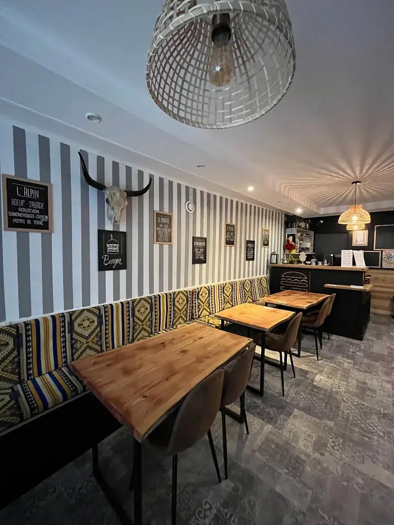 LE KARAKTERE BURGERS ( Boeuf halal / Poulet / végétarien / Végane ) restaurant in Gap