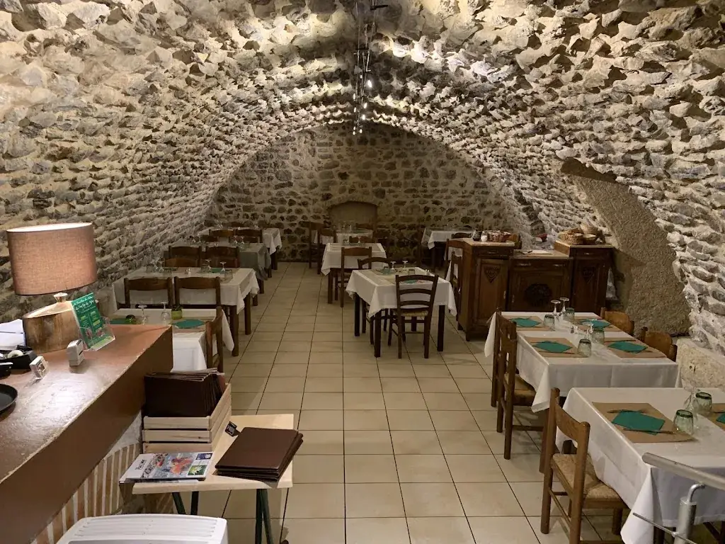 LE TOURTON DES ALPES Restaurant in Gap