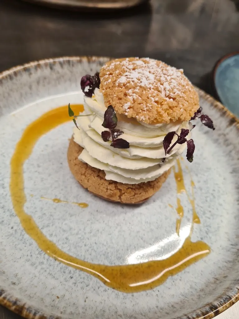 La Menthe Poivrée_Gap_slider_image_3