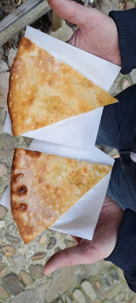 Hajar PB_Ô Galettes de Sophie_Pérouges_review