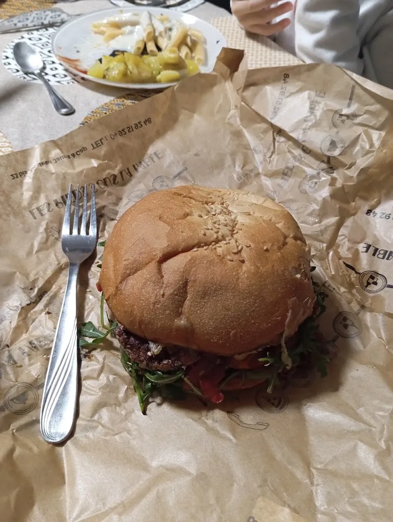 Frédéric S._Les Pieds sous la table_Gap_recensione