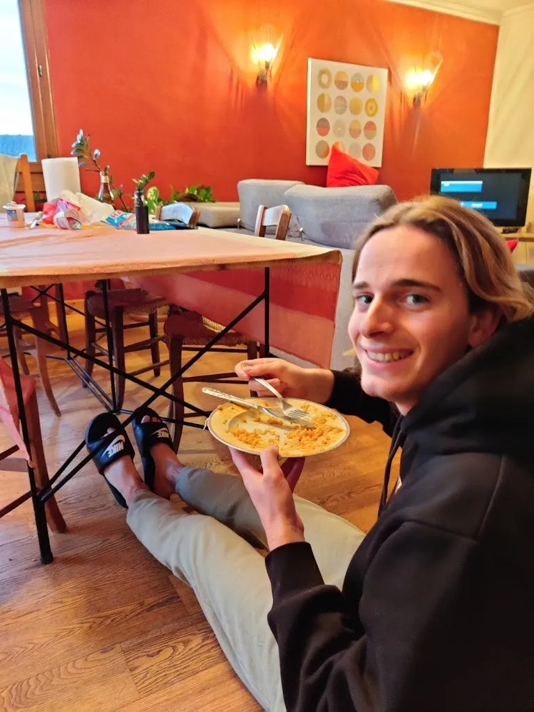 Les Pieds sous la table_Gap_slider_image_3