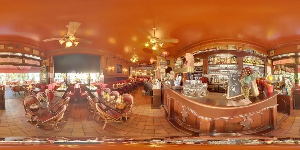 Le Fameux Café du Lycée restaurant in Gap