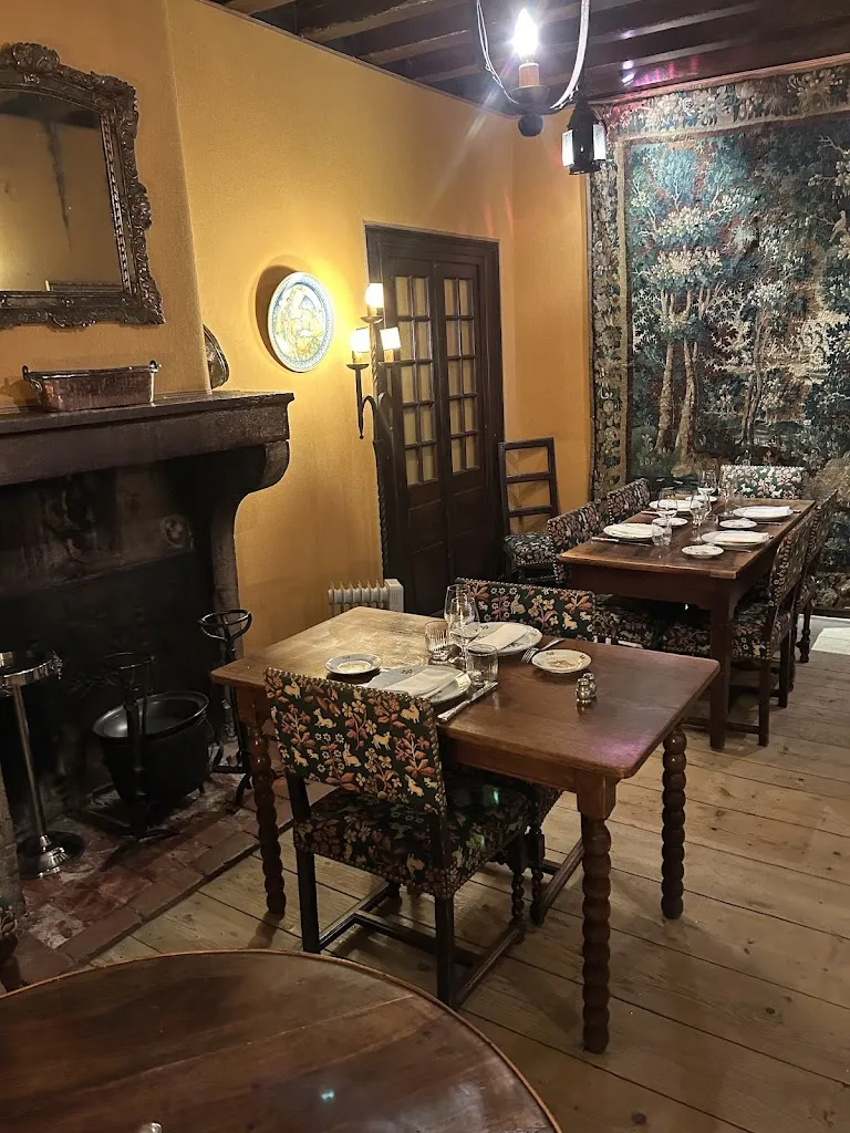 Valentina Matei_Hostellerie de Pérouges_Pérouges_review