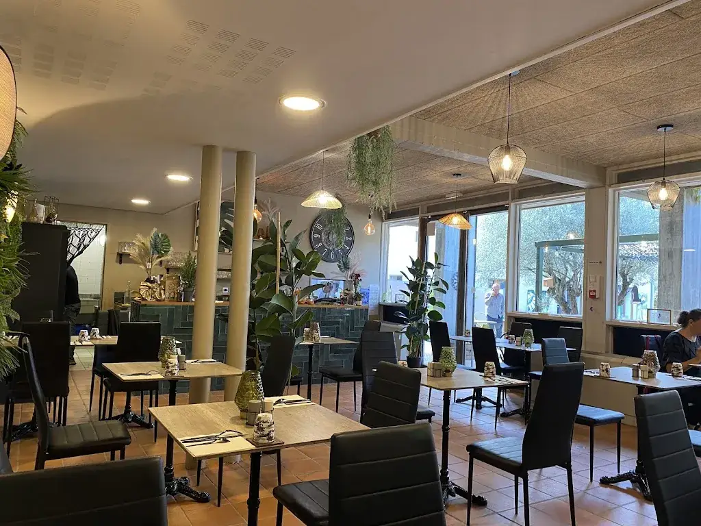 A l'ombre des oliviers_Gardanne_slider_image_3