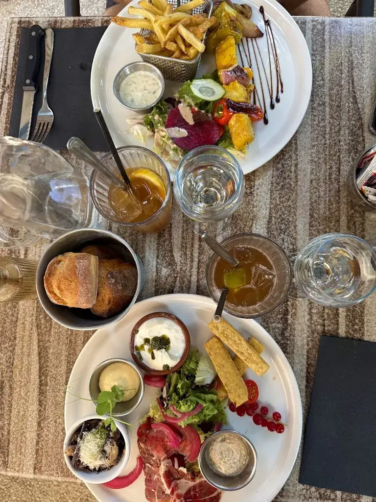 Le Milan'O_Gardanne_slider_image_3