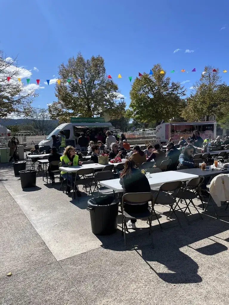 Tutti Ravioli restaurant à Meyreuil