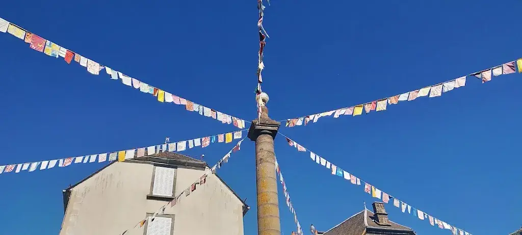 Blue Kate_Café Du Progrès_Pierrefort_review