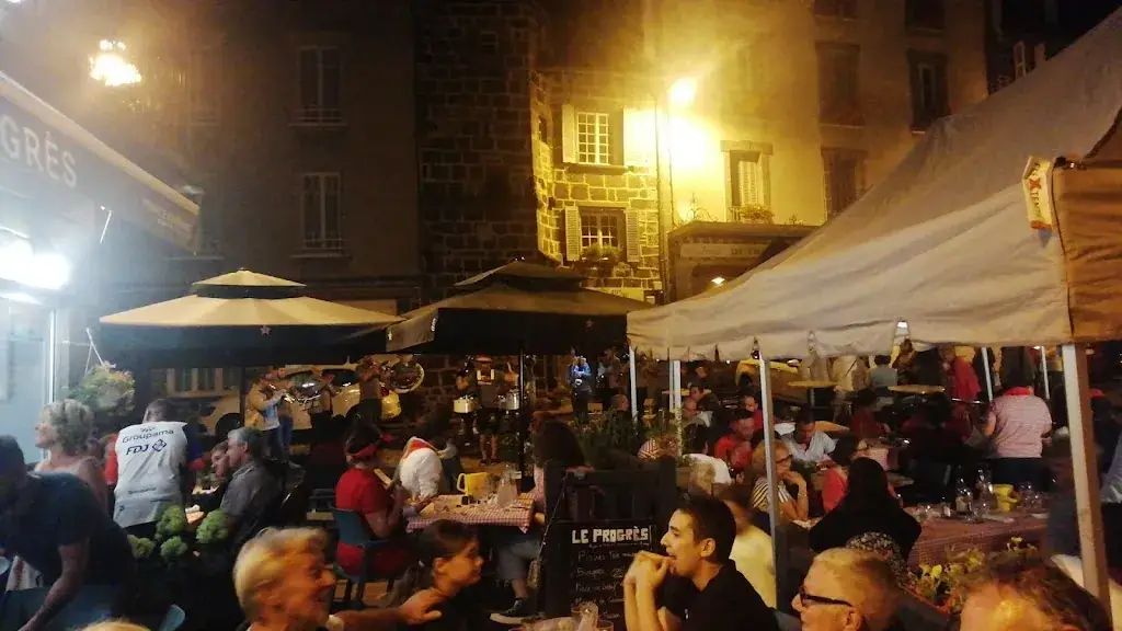 cyril coupreau_Café Du Progrès_Pierrefort_review