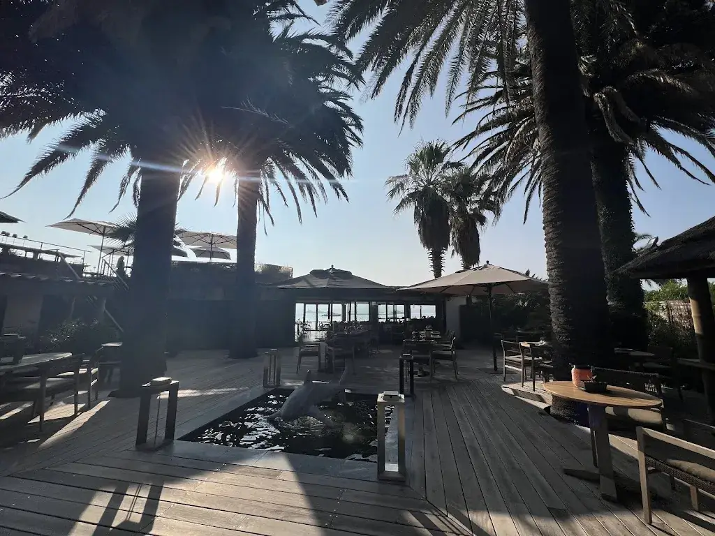 Ying Ying Chan_Pearl Beach Saint-Tropez_Saint-Tropez_avis