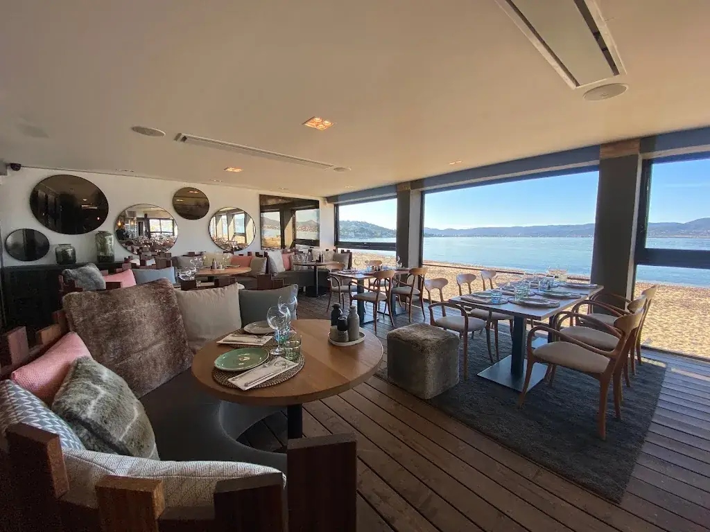 Pearl Beach Saint-Tropez restaurant in Saint-Tropez