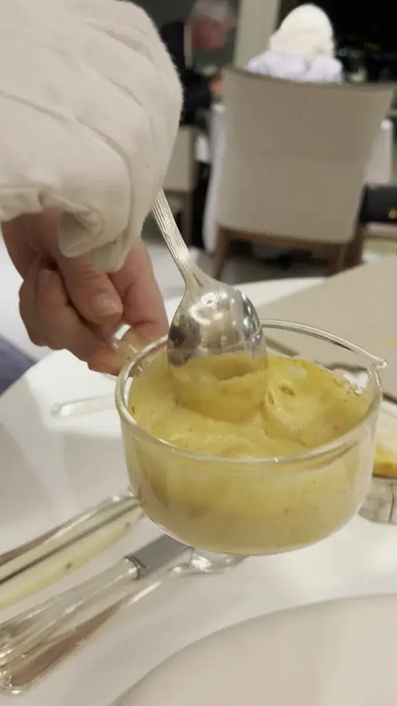 La Vague d'Or_Saint-Tropez_slider_image_2