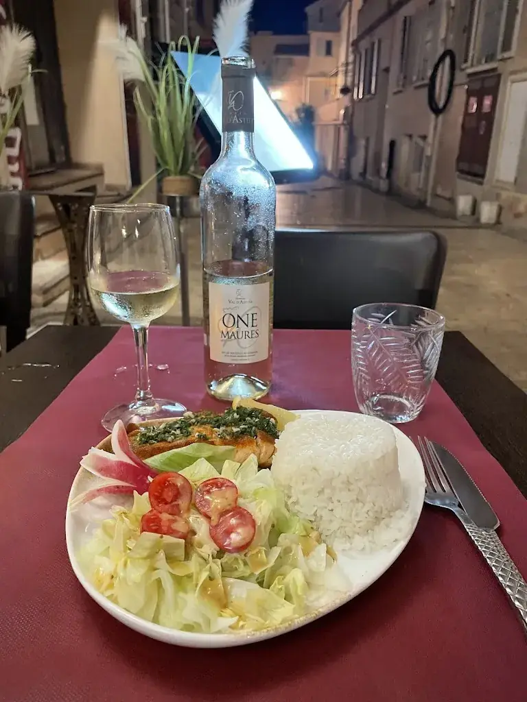 L'Indochine_Gassin_slider_image_2