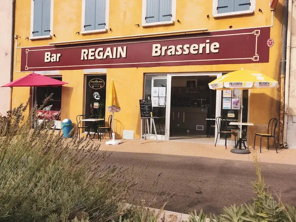 Le Regain_Gonfaron_slider_image_3