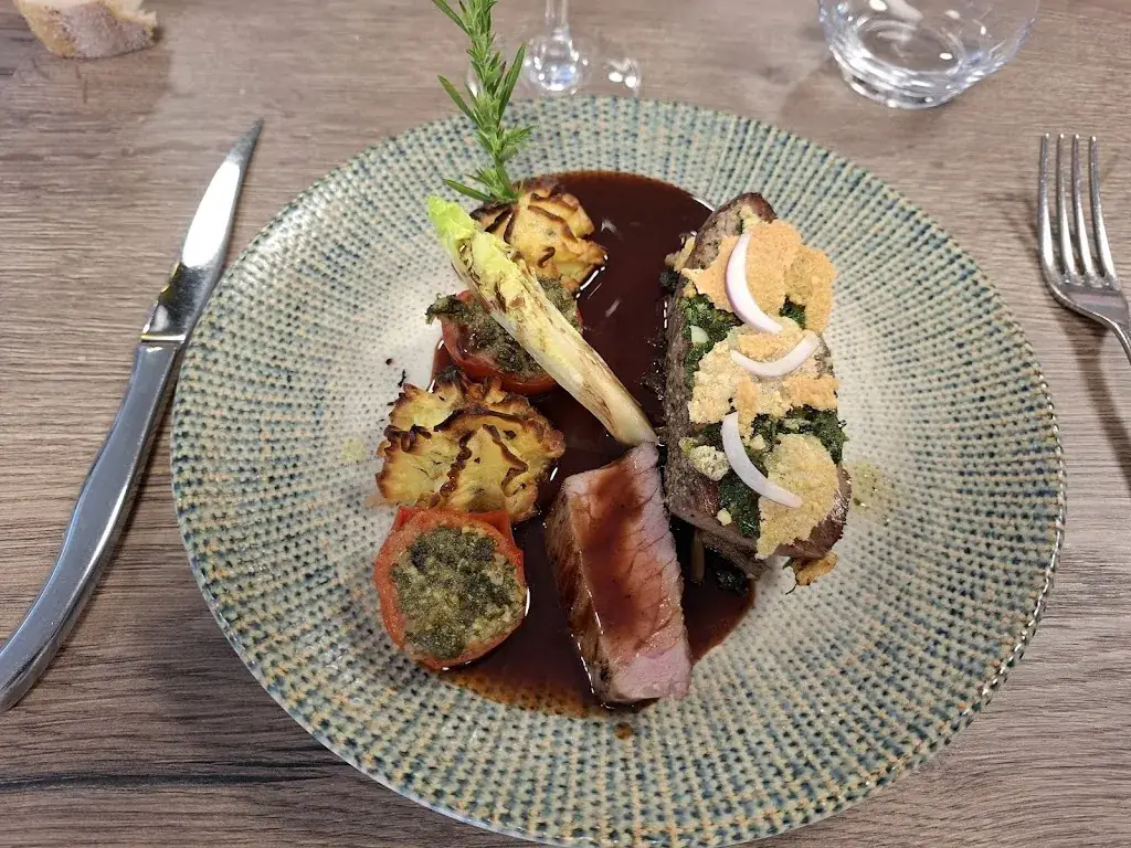 Restaurant Les 2 Gourmands_Saint-Nizier-de-Fornas_slider_image_2