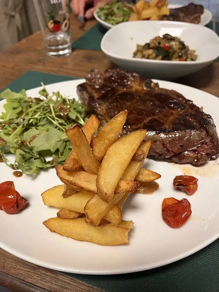 Sabine Crossen_Hôtel le Bastier | Hôtel, Restaurant | Ginasservis à proximité des Gorges du Verdon_Ginasservis_recensione