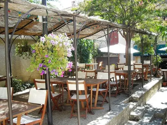 Auberge du Montagnier restaurant in Saint-Julien