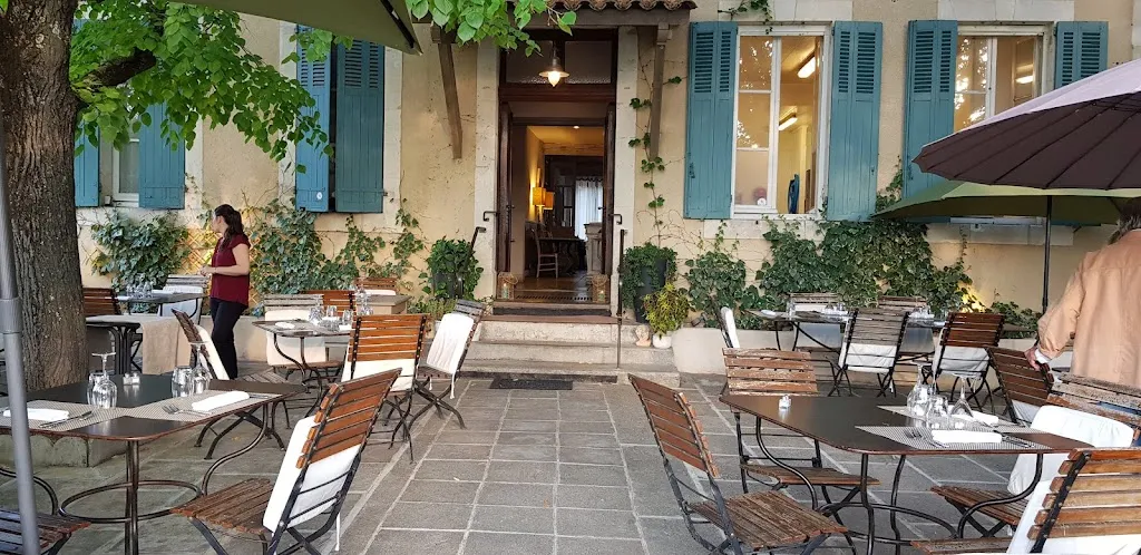 Sotos Mandalos_Auberge des Tilleuls_Grambois_review