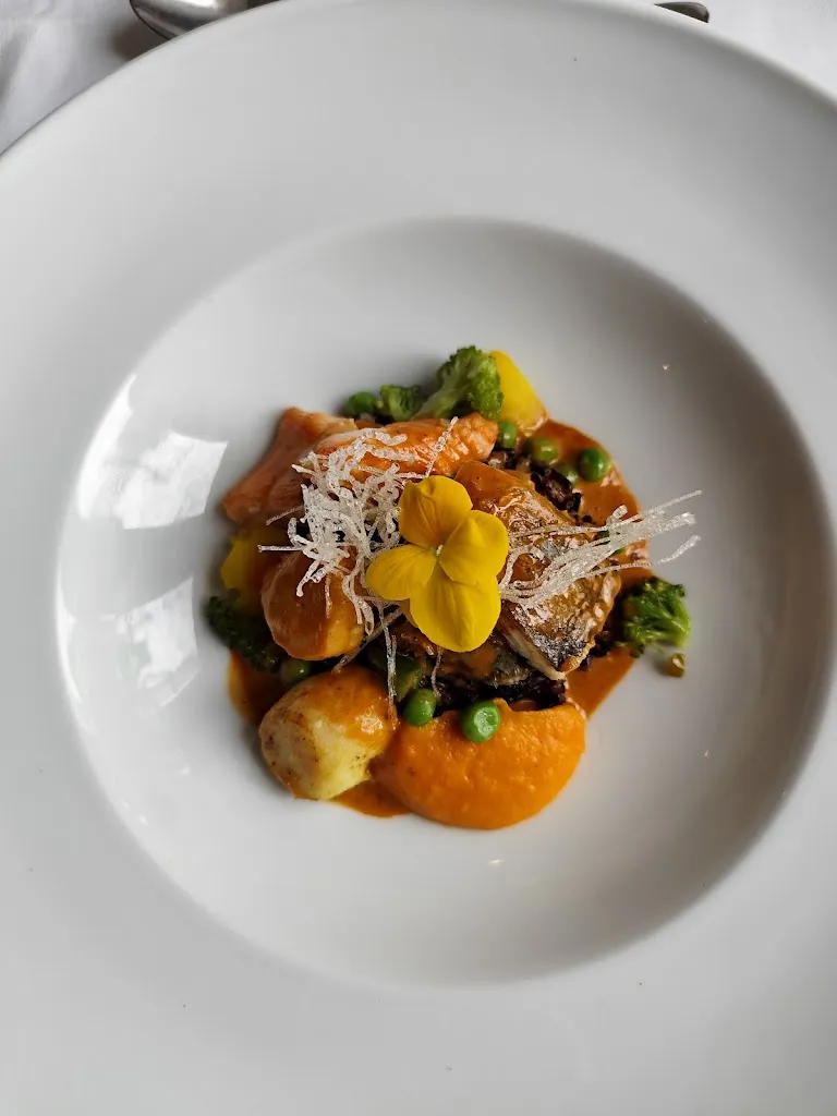 Auberge des Tilleuls_Grambois_slider_image_2