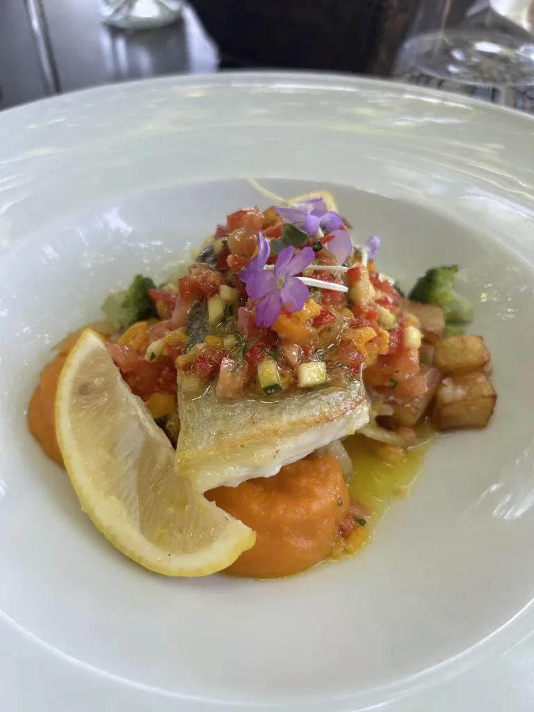 Auberge des Tilleuls_Grambois_slider_image_3