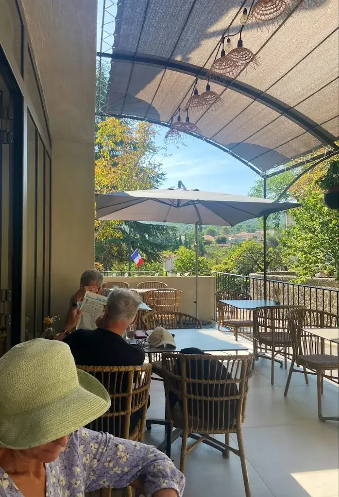 Angus Wright_Poivre Rose_Grambois_review