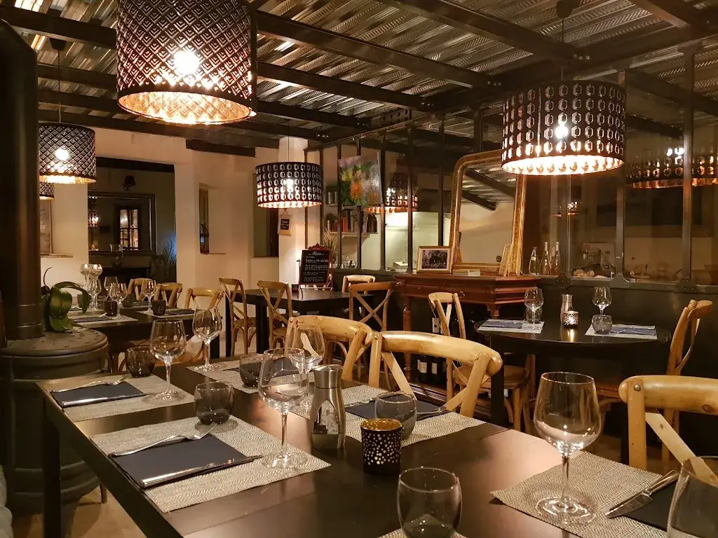 Le Diamant Noir_Tour-d'Aigues_slider_image_1