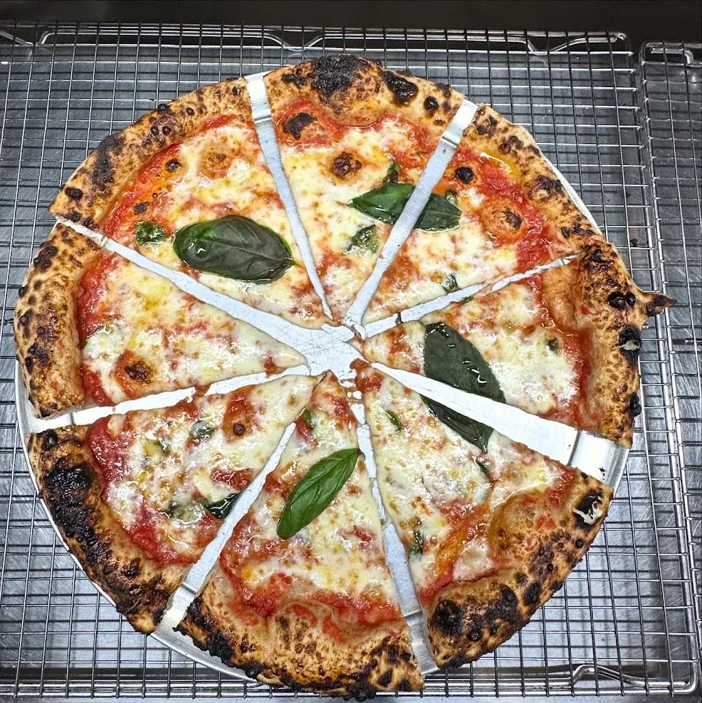 PIZZERIA L'OLIVE NOIRE_Gréasque_slider_image_2