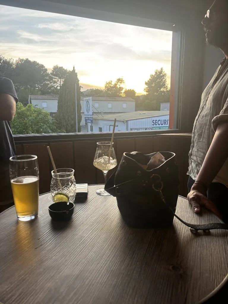 Angelina_L'Endroit Gréasque_Gréasque_review