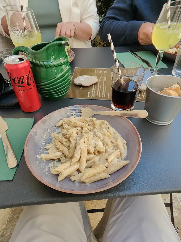 Ivan_Chez esmé_Gordes_review